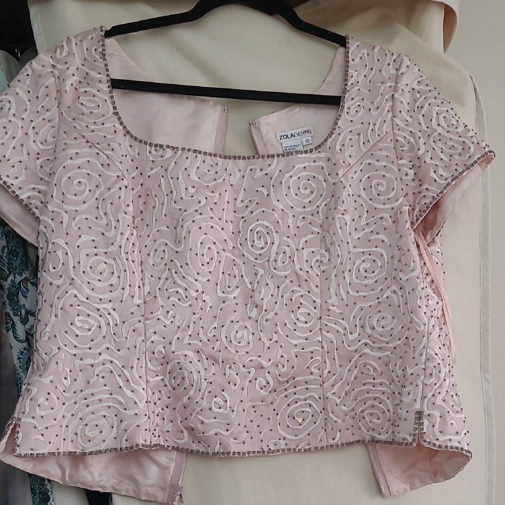 Zola Venera Blush Beaded Short-Sleeve Top